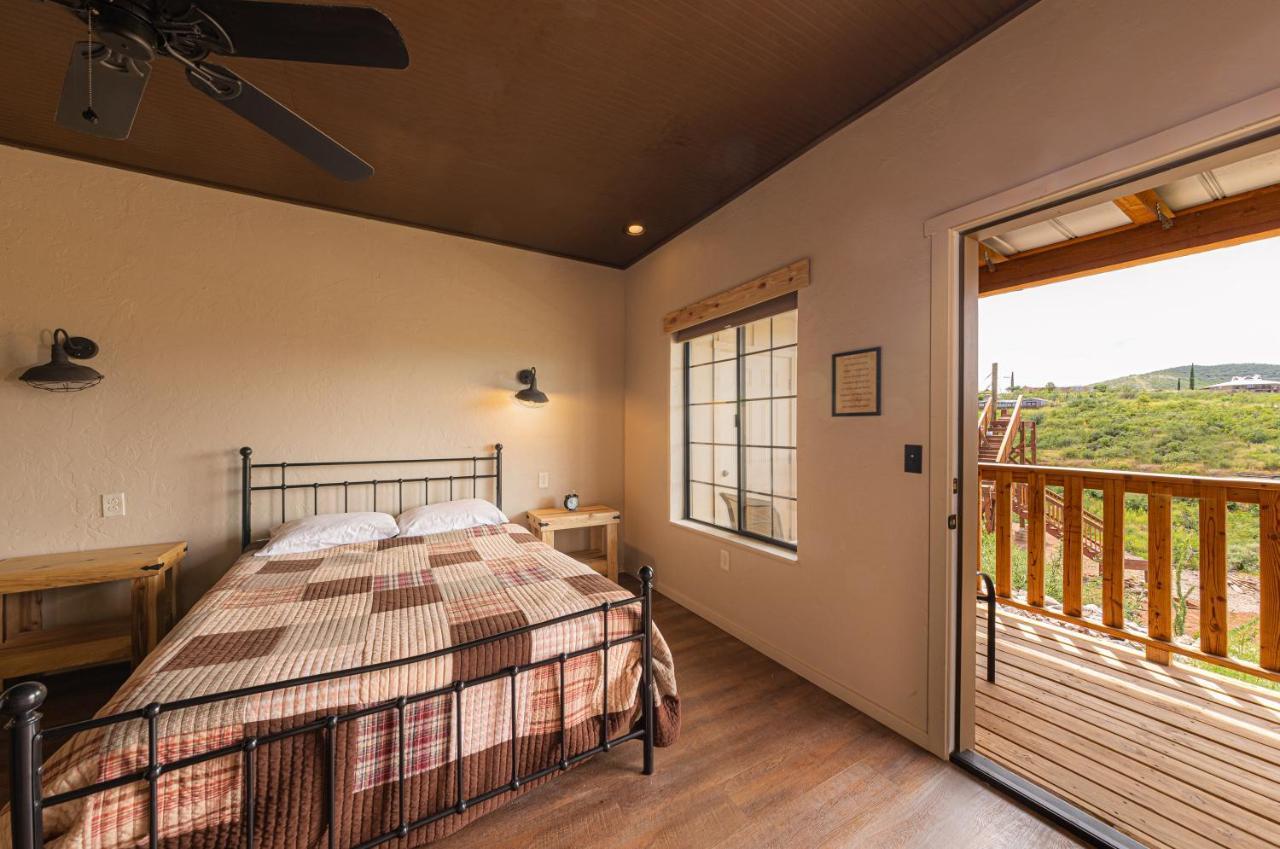 Miners Cabin #4 - King Bed - Private Balcony With Views ทูมสโตน ภายนอก รูปภาพ